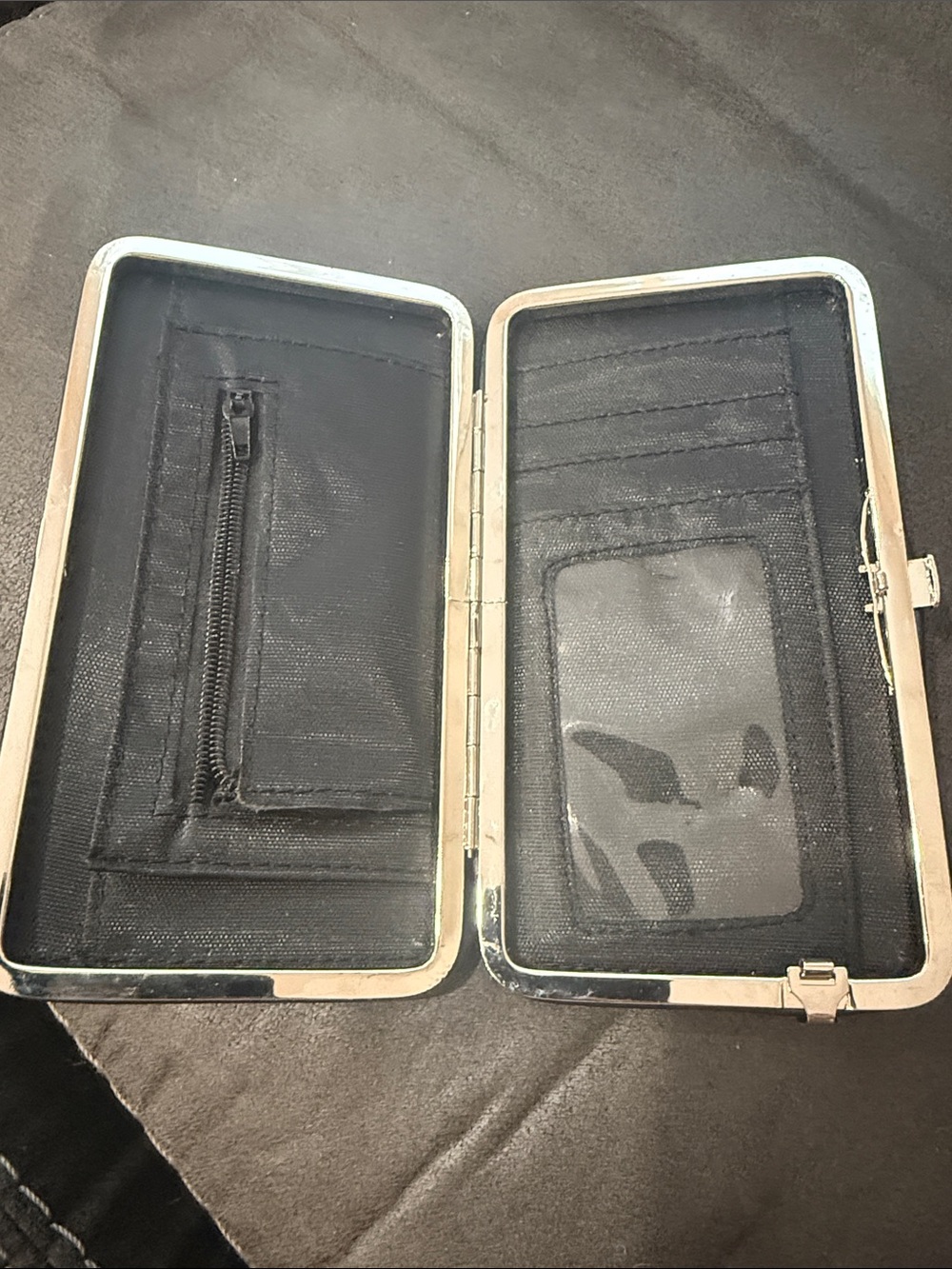 wallet - Picture 6 of 9